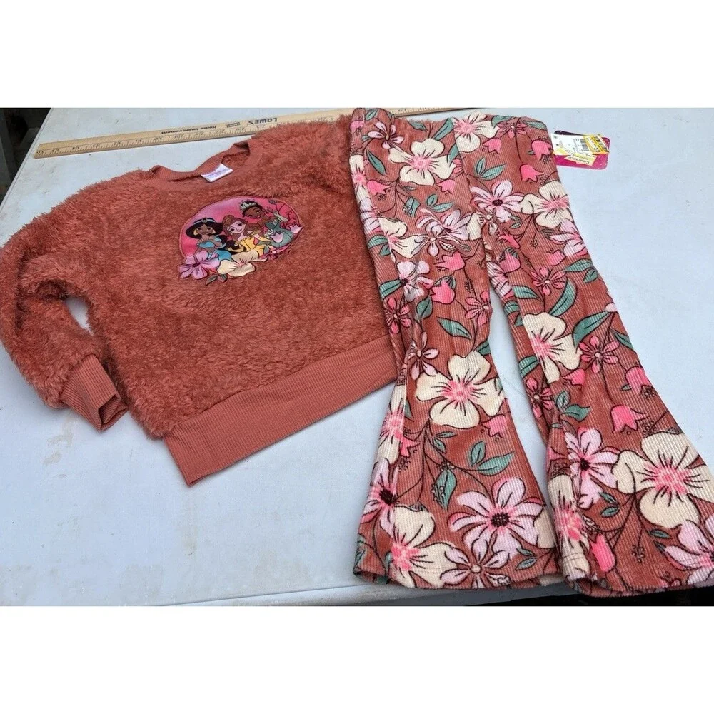 Disney princess piece